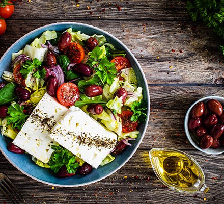 5 Healthy Benefits of Following a Mediterranean Diet Plan